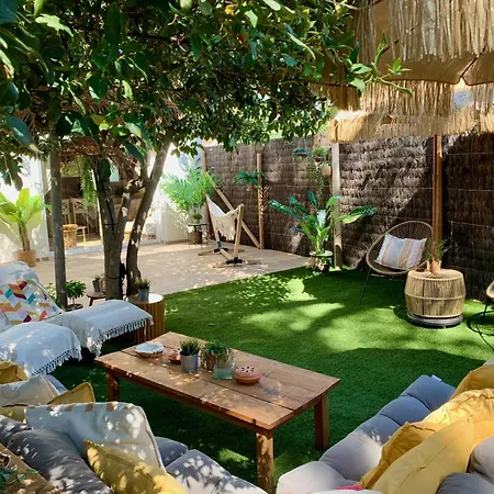 Maisonnette Avec Terrasse Et Jardin-parking Prive-9mn Des Plages A Pied לה קיוטאט