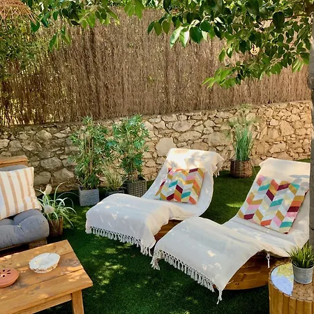Villa Maisonnette Avec Terrasse Et Jardin-parking Privé-9mn Des Plages à Pied