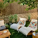 Villa Maisonnette Avec Terrasse Et Jardin-parking Privé-9mn Des Plages à Pied