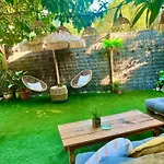 Maisonnette Avec Terrasse Et Jardin-parking Prive-9mn Des Plages A Pied לה קיוטאט