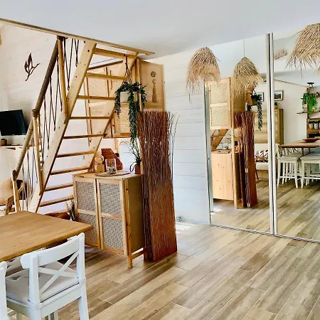 Maisonnette Avec Terrasse Et Jardin-parking Privé-9mn Des Plages à Pied Villa *